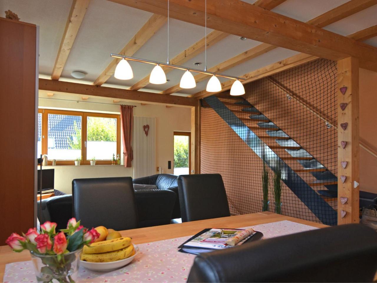 Apartment In Eslohe With Terrace Экстерьер фото